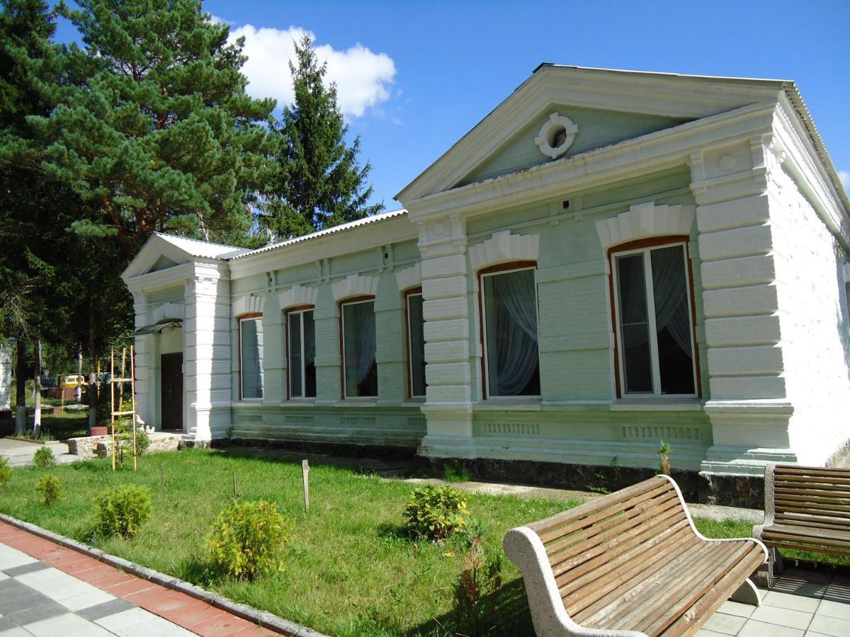 Отель Белый Камень Shevchenkiva Ngoại thất bức ảnh